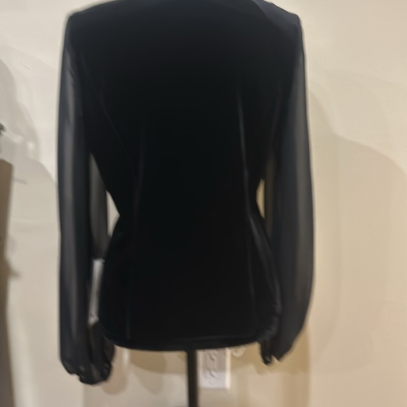 Alex Evenings gorgeous blouse new with tags.  Super elegant and classy. - Picture 5 of 11